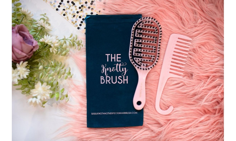 The Knotty Brush and Comb Duo